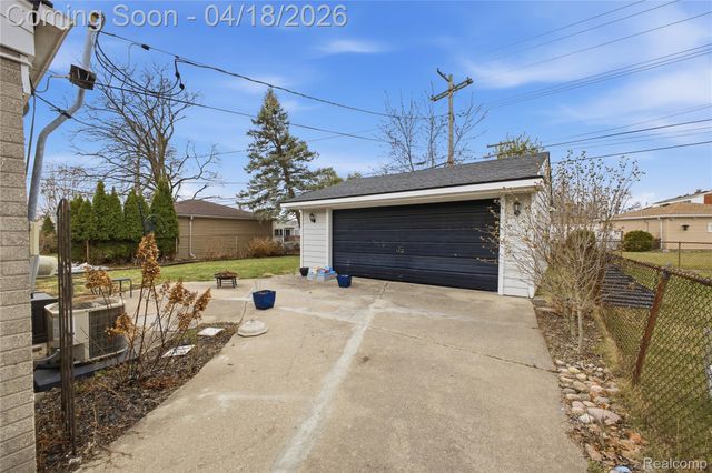 8573 Liberty Boulevard, Westland, MI 48185
