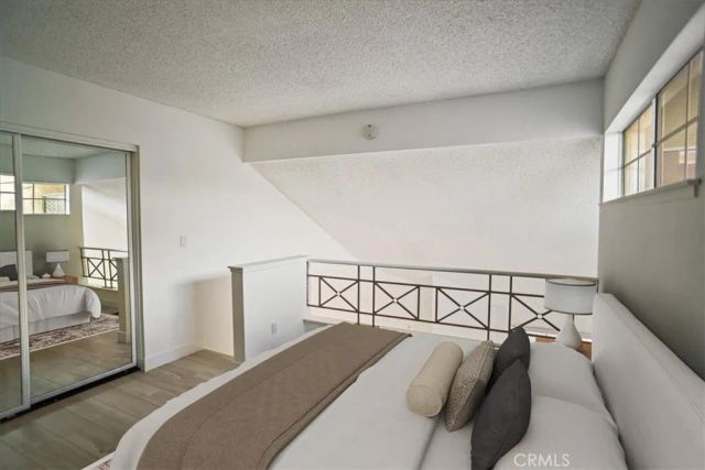 23633 Del Monte 272, Valencia, CA 91355