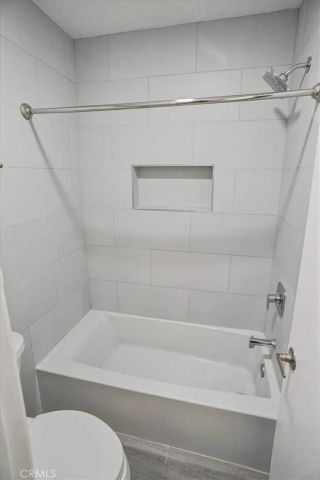 23633 Del Monte 272, Valencia, CA 91355