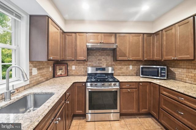 7417 SANDALFOOT WAY, Columbia, MD 21046