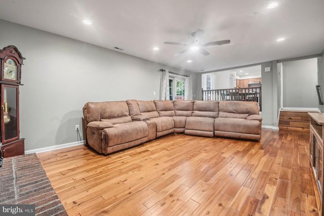 7417 SANDALFOOT WAY, Columbia, MD 21046