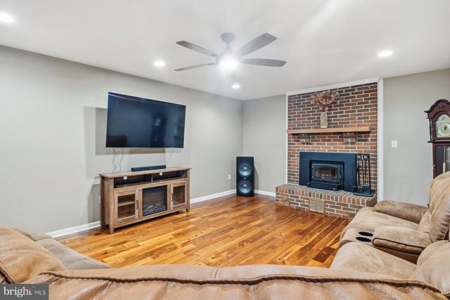 7417 SANDALFOOT WAY, Columbia, MD 21046
