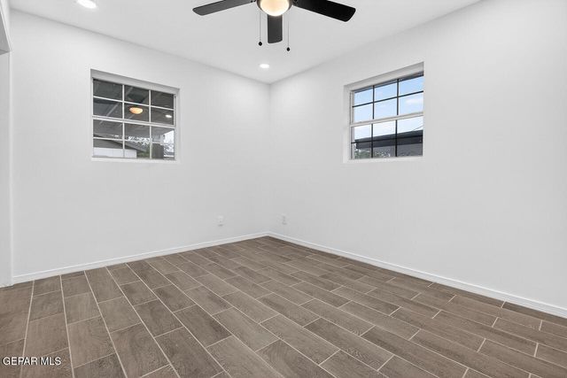 990 Gloria Street, El Paso, TX 79907