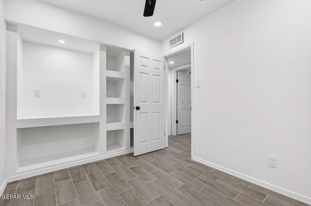 990 Gloria Street, El Paso, TX 79907