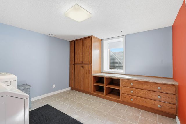 10525 Rhode Island Avenue N, Brooklyn Park, MN 55445