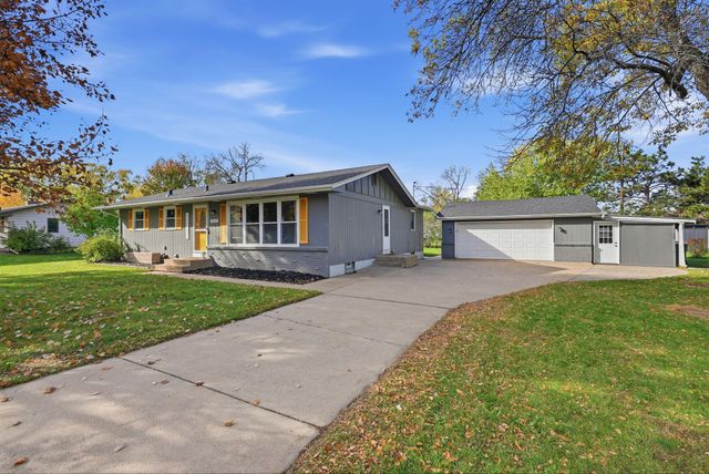 10525 Rhode Island Avenue N, Brooklyn Park, MN 55445