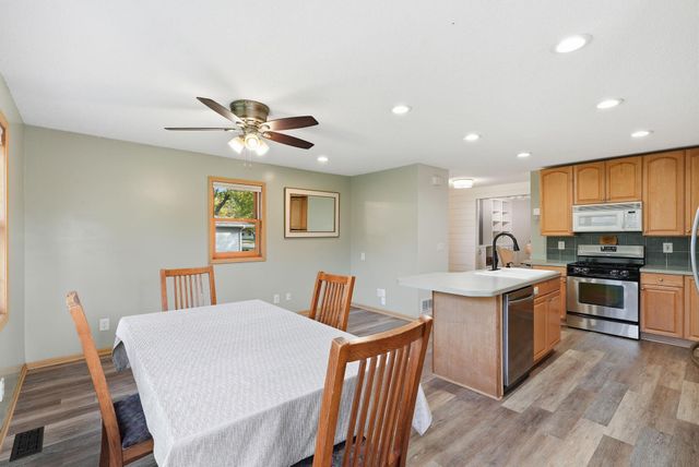 10525 Rhode Island Avenue N, Brooklyn Park, MN 55445