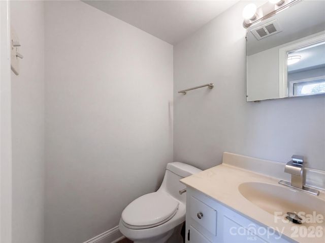 1438 Buckingham Avenue, Gastonia, NC 28054