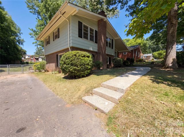 1438 Buckingham Avenue, Gastonia, NC 28054