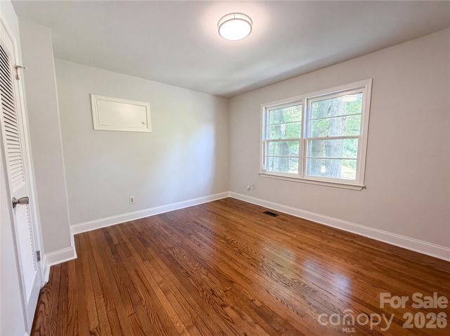 1438 Buckingham Avenue, Gastonia, NC 28054