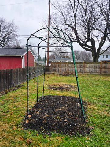 226 Larchmont Avenue 226 Larchmont Avenue, Springfield, OH 45503