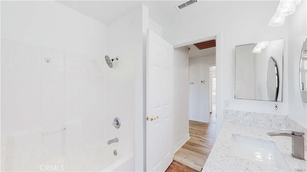 Image 31 of property listing at 16201 Alta Cresta Avenue, Riverside, CA 92508