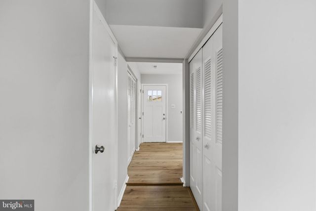 341 CLARKSON ST, Burlington, NJ 08016