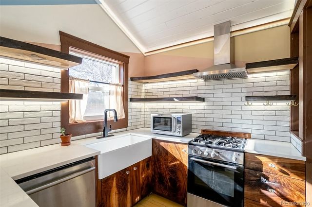 3335 Dexter Street, Denver, CO 80207