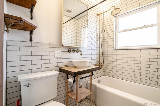 3335 Dexter Street, Denver, CO 80207