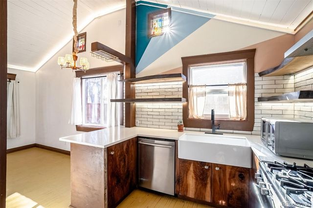 3335 Dexter Street, Denver, CO 80207