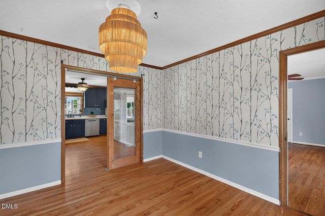 300 Buckingham Drive, Mebane, NC 27302
