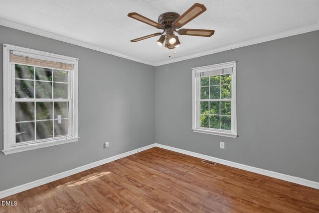 300 Buckingham Drive, Mebane, NC 27302