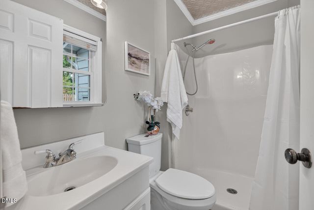 300 Buckingham Drive, Mebane, NC 27302