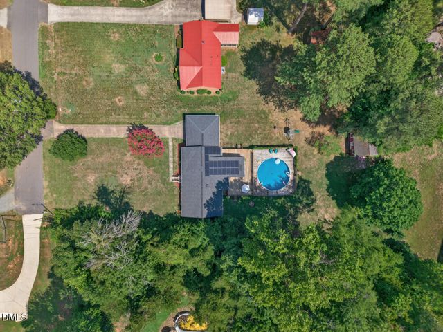 300 Buckingham Drive, Mebane, NC 27302