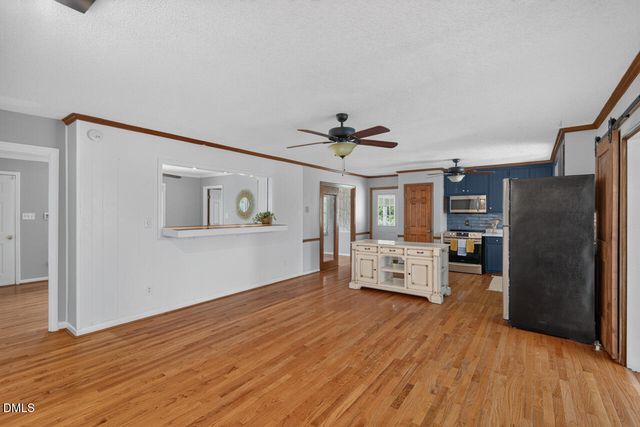 300 Buckingham Drive, Mebane, NC 27302