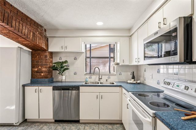 7014 BRENTWOOD DRIVE, Port Richey, FL 34668