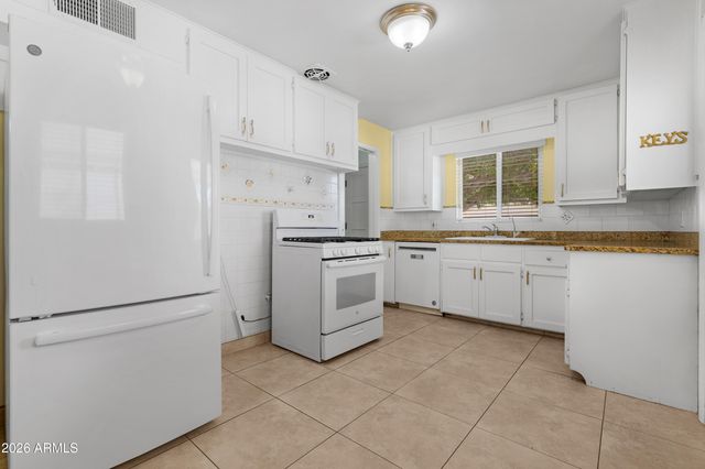 6308 N 13TH Place, Phoenix, AZ 85014