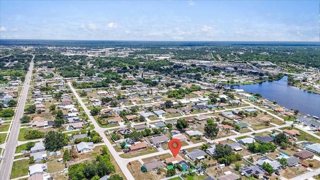 885 FAIRFAX TERRACE NW, Port Charlotte, FL 33948