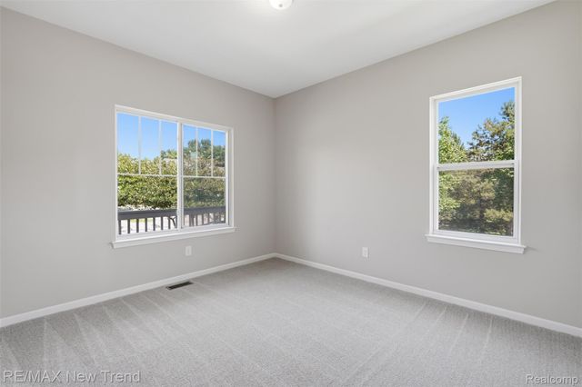 7301 VILLAGE PARK Drive, Independence Charter Township, MI 48346