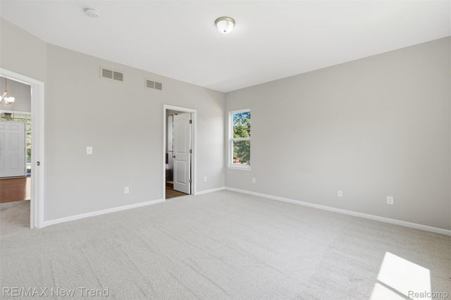 7301 VILLAGE PARK Drive, Independence Charter Township, MI 48346