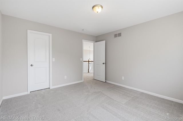 7301 VILLAGE PARK Drive, Independence Charter Township, MI 48346