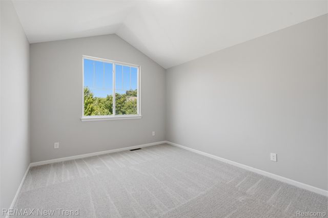 7301 VILLAGE PARK Drive, Independence Charter Township, MI 48346