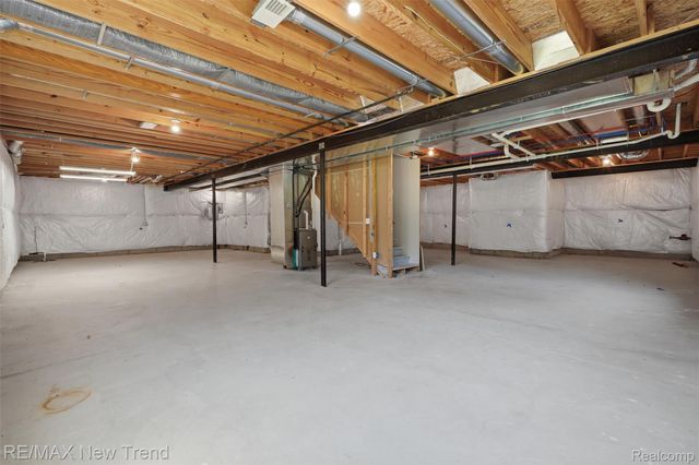7301 VILLAGE PARK Drive, Independence Charter Township, MI 48346