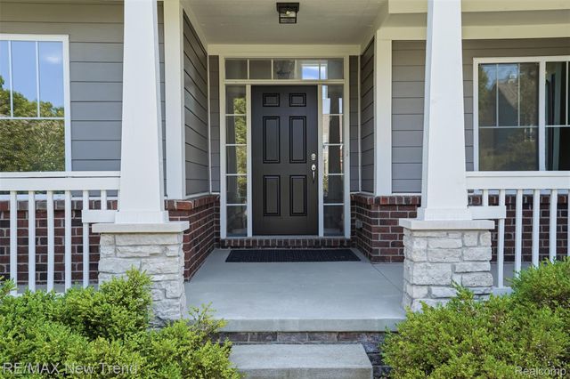 7301 VILLAGE PARK Drive, Independence Charter Township, MI 48346