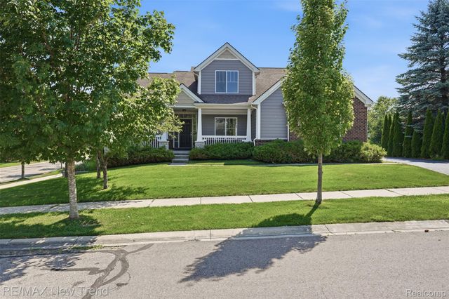 7301 VILLAGE PARK Drive, Independence Charter Township, MI 48346