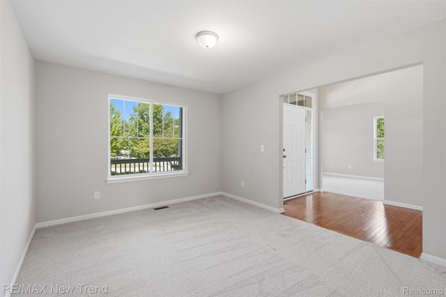 7301 VILLAGE PARK Drive, Independence Charter Township, MI 48346