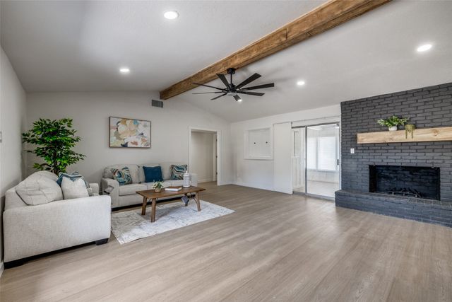 6762 Keswick Drive, Dallas, TX 75232