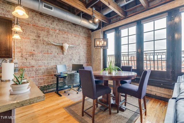 217 Broad Street 306, Kingsport, TN 37660