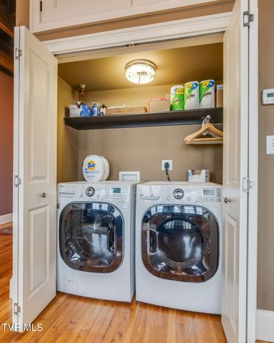 217 Broad Street 306, Kingsport, TN 37660