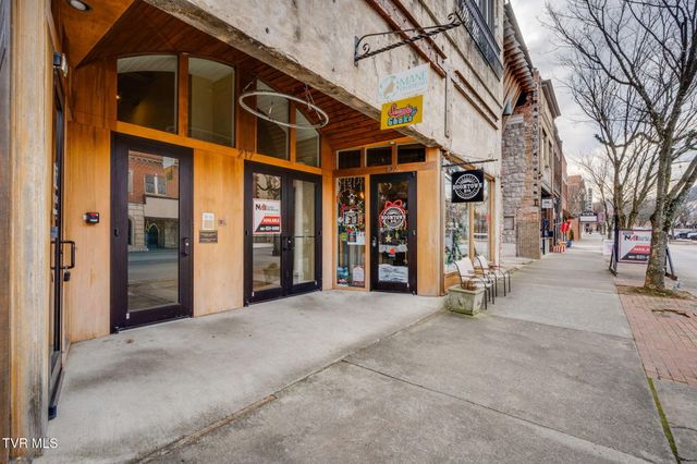 217 Broad Street 306, Kingsport, TN 37660