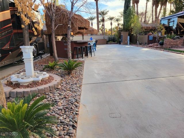 8175 Arville Street 41, Las Vegas, NV 89139