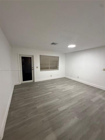 1736 N 16th Ct 1-2, Hollywood, FL 33020