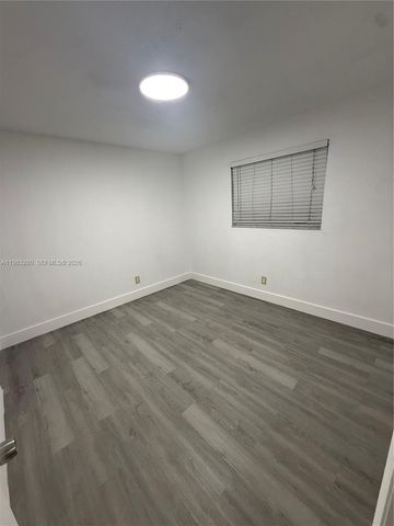 1736 N 16th Ct 1-2, Hollywood, FL 33020