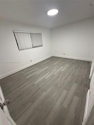 1736 N 16th Ct 1-2, Hollywood, FL 33020