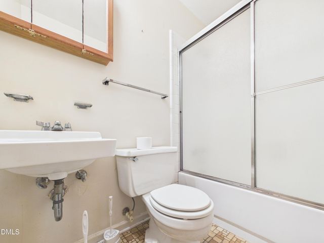 2409 Landis Drive, Durham, NC 27705