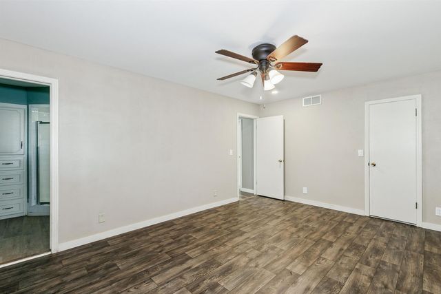 2419 W Benjamin, Wichita, KS 67204