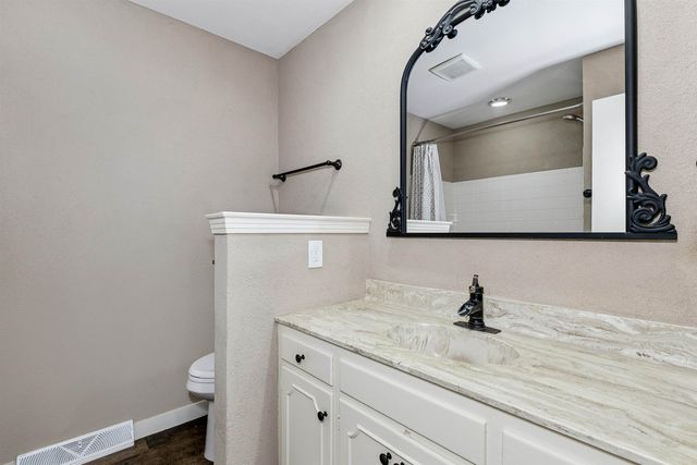 2419 W Benjamin, Wichita, KS 67204