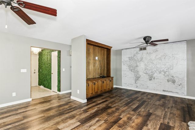 2419 W Benjamin, Wichita, KS 67204