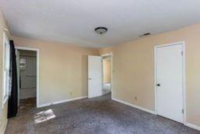 8882 Ashwood Dr, Riverdale, GA 30274