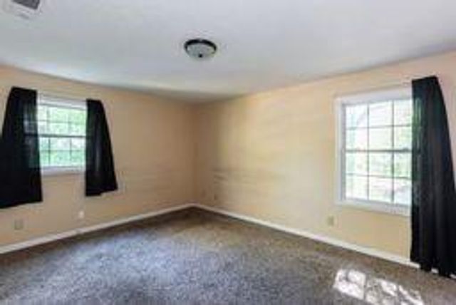 8882 Ashwood Dr, Riverdale, GA 30274